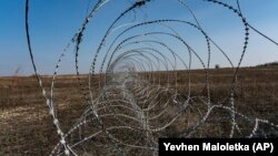 Лінія розмежування поблизу Золотого, листопад 2019 року