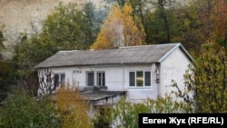 Из Верхнесадового в Дальнее: заброшенная усадьба и обмелевшая река Бельбек (фотогалерея)