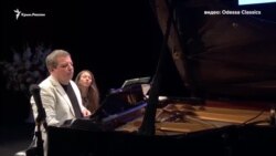 «Это страшно!» – пианист Ботвинов о голодовке Сенцова (видео) «Это страшно!» – пианист Ботвинов о голодовке Сенцова (видео)