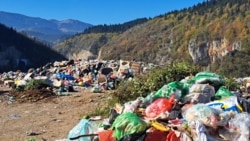 Život i smrt sa deponijom  Život i smrt sa deponijom