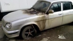 В Махачкале подожгли автомобиль местного отделения "Мемориала" В Махачкале подожгли автомобиль местного отделения "Мемориала"