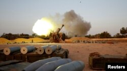 Ливийская артиллерия наносит удары по целям "Исламского государства"