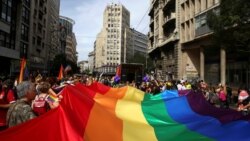 'Ja gotovo ne znam LGBTIQ osobu koja hoće da ostane u Srbiji'  'Ja gotovo ne znam LGBTIQ osobu koja hoće da ostane u Srbiji'
