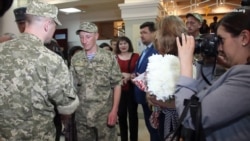 «Ви повинні боротися на інших фронтах не менш важливих, ніж фронт АТО – Кузьміних «Ви повинні боротися на інших фронтах не менш важливих, ніж фронт АТО – Кузьміних