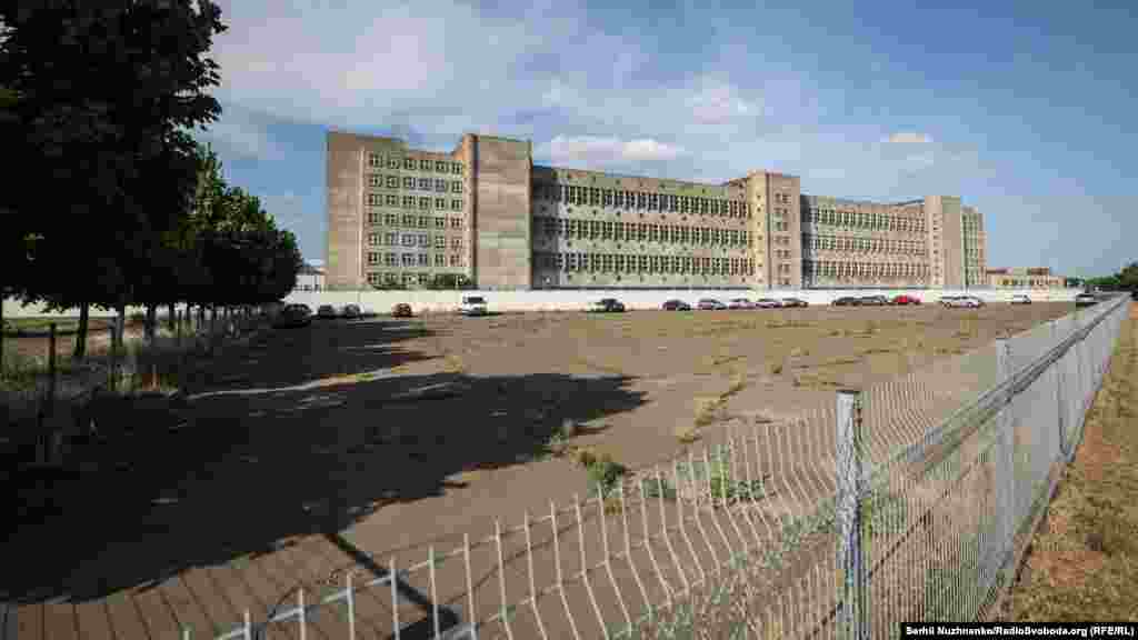 У червні 2019 року Архів національної пам'яті отримав для реконструкції корпус Банкнотно-монетного двору Національного банку України. Це – Троєщина, Пухівська, 7 (околиця Києва). Будівлю спроєктували в радянські часи як завод, але вона простояла порожньою понад 30 років і нині потребує заміни інженерних мереж, даху та утеплення