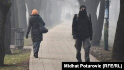 Уровень диоксида серы был высоким в Сараево (Босния и Герцеговина) в декабре 2015 года