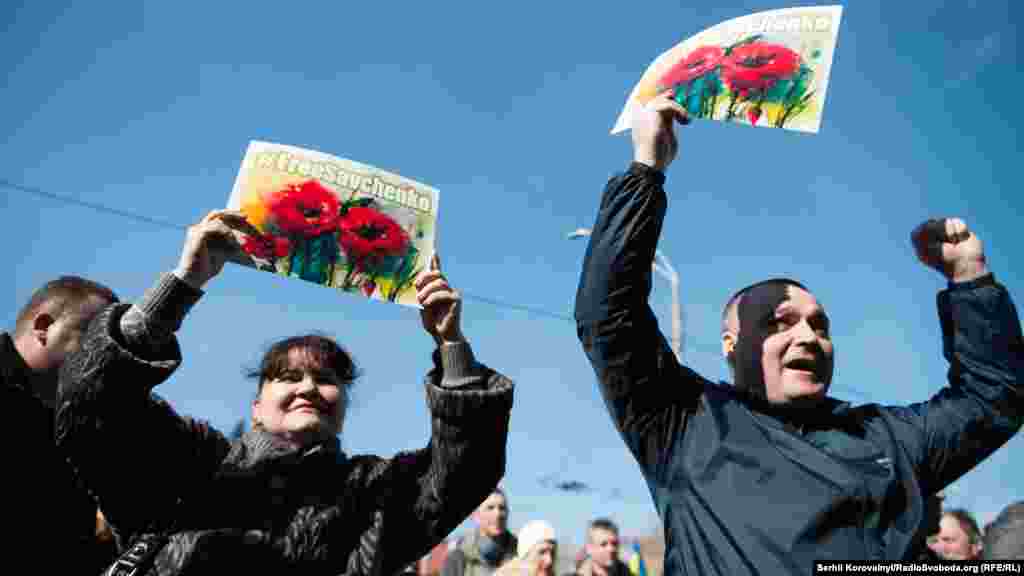 Квіти та заклик звільнити Надію – таким був найпопулярніший малюнок сьогодні
