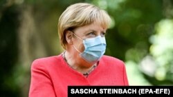 Меркель закликала покарати винних у отруєнні Навального