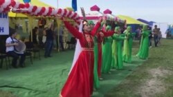 Крымчане отметили Хыдырлез под Бахчисараем (видео) Крымчане отметили Хыдырлез под Бахчисараем (видео)