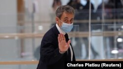 Саркозі закидають, що він витратив на вибори 22,5 мільйона євро – удвічі більше, ніж дозволено