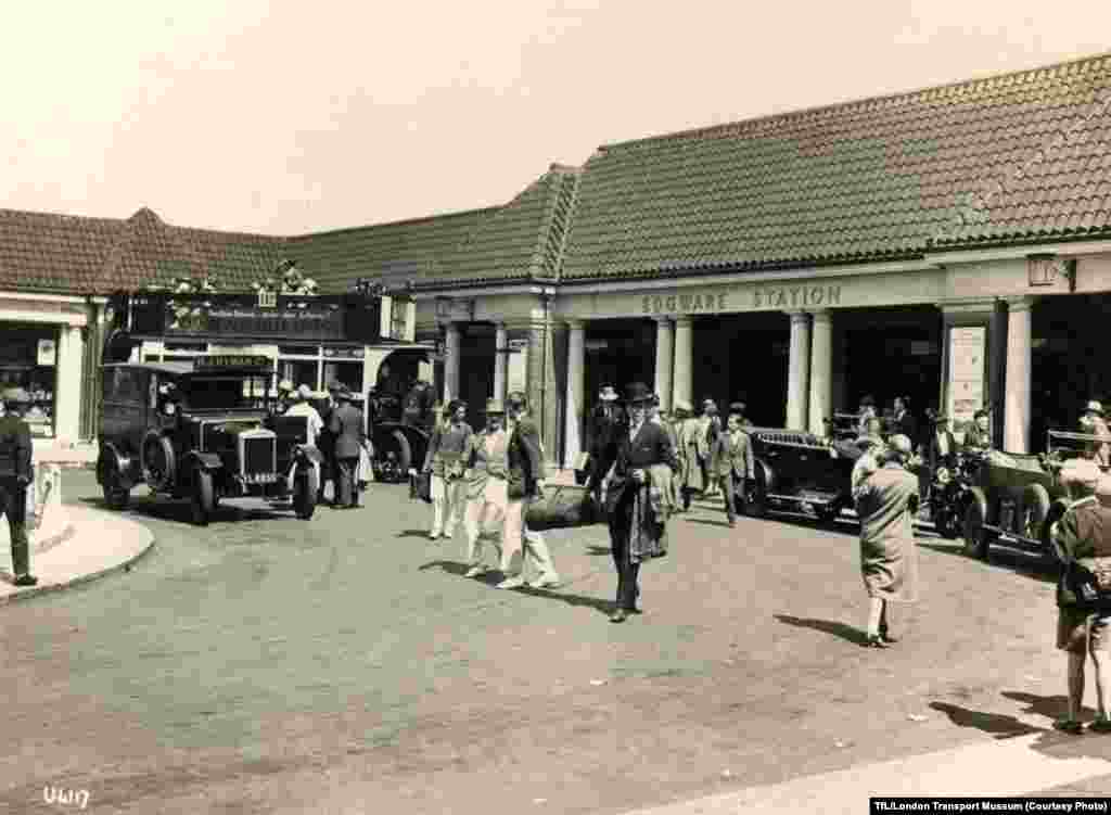 Станция "Эджвер" на "Северной линии".