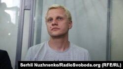 У ДБР кажуть, що ця процесуальна дія «жодним чином не пов’язана з його професійною діяльністю»