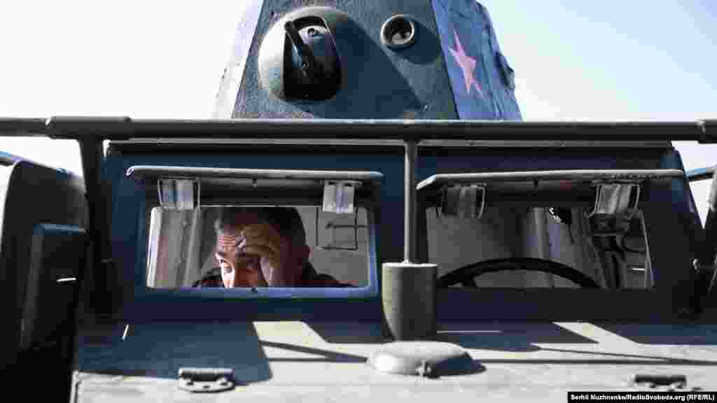 Радянський броневик 30-х років 