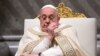 Ватикан: у папи Римського виявили двосторонню пневмонію