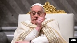 18 лютого понтифік пройшов комп’ютерну томографію, яка й виявила початок пневмонії. Фото ілюстративне