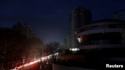 Житлові будинки в Одесі під час відключення електроенергії, 12 грудня