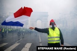 Протест «желтых жилетов» в Париже, Франция. 1 декабря, 2018 года