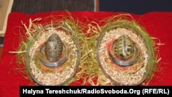 Дві писанки періоду України-Русі, приблизно періоду ХІ–ХІІІ століть