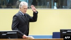 Момчило Перишич на апеляційному слуханні в Гаазькому трибуналі, 28 лютого 2013 року