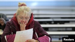 Дослідження: Семеро з десяти американців є виснаженими кількістю новин