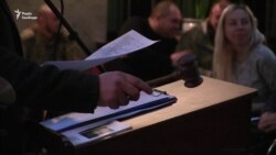 На благодійному аукціоні у Сумах збирали кошти на реабілітацію бійцю АТО (відео) На благодійному аукціоні у Сумах збирали кошти на реабілітацію бійцю АТО (відео)