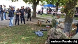 Місце вибуху в Чернігові, від якого постраждали загалом 15 осіб, більшість із них діти. Чернігів, 3 вересня 2022 року
