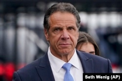 Фаворит истеблишмента проиграл: бывший губернатор штата Нью-Йорк Эндрю Куомо