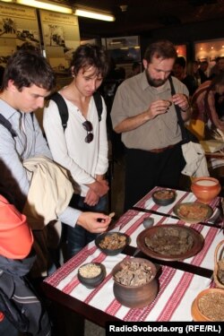 На виставці