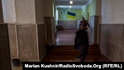 Школа у Кримському, Луганська область