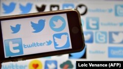 Логотипи соціальних мереж