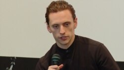 «В балетних школах немає комунікації, нас вчать мовчати і виконувати команди» – Полунін «В балетних школах немає комунікації, нас вчать мовчати і виконувати команди» – Полунін