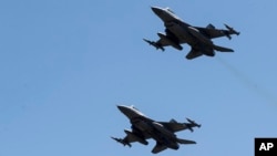 Напередодні міністр оборони України Олексій Резніков заявив, що на «Рамштайні», серед іншого, мають розглянути питання «захисту українського неба»