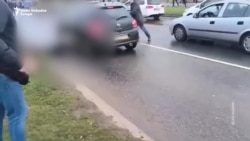 Studentkinju udario auto tokom protesta u Beogradu Studentkinju udario auto tokom protesta u Beogradu