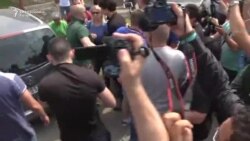 Napad radikala na poslanika LDP-a Napad radikala na poslanika LDP-a