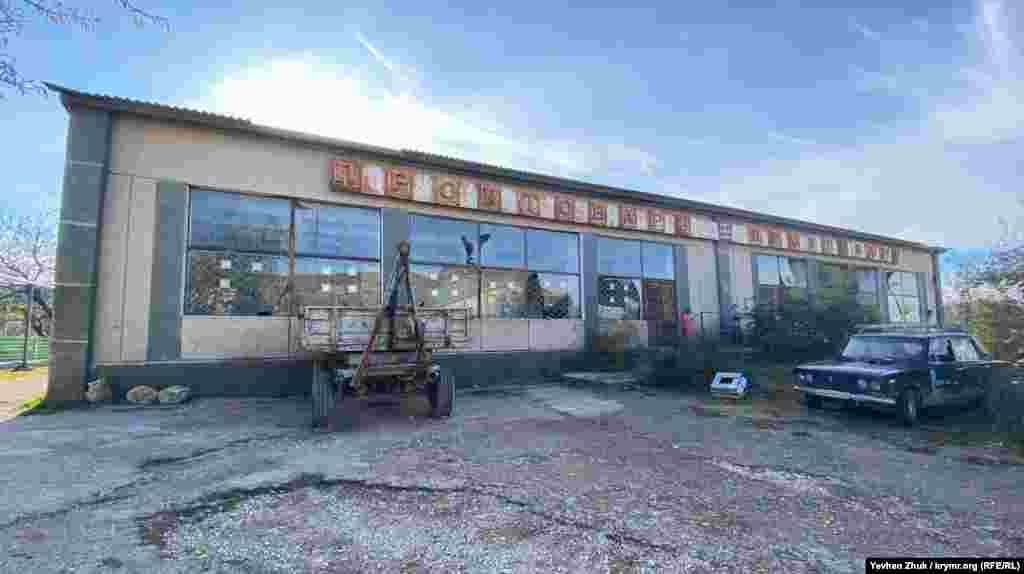 Магазин сохранился с советских времен – классический сельмаг