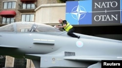 В преддверии саммита НАТО в Ньюпорте, Уэльс, 3 сентября