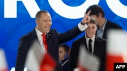 Кароля Навроцького (на фото) підтримала консервативна партія «Право і справедливість», до якої належить Анджей Дуда, який був президентом Польщі два терміни поспіль