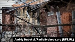 У зруйнованому селі Піски неподалік Донецького аеропорту