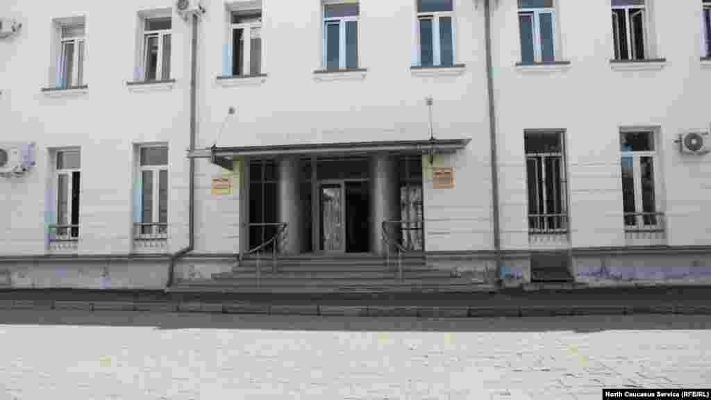 Северная Осетия гордится своими паралимпийцами, но в министерство физической культуры и спорта республики можно войти только на двух ногах