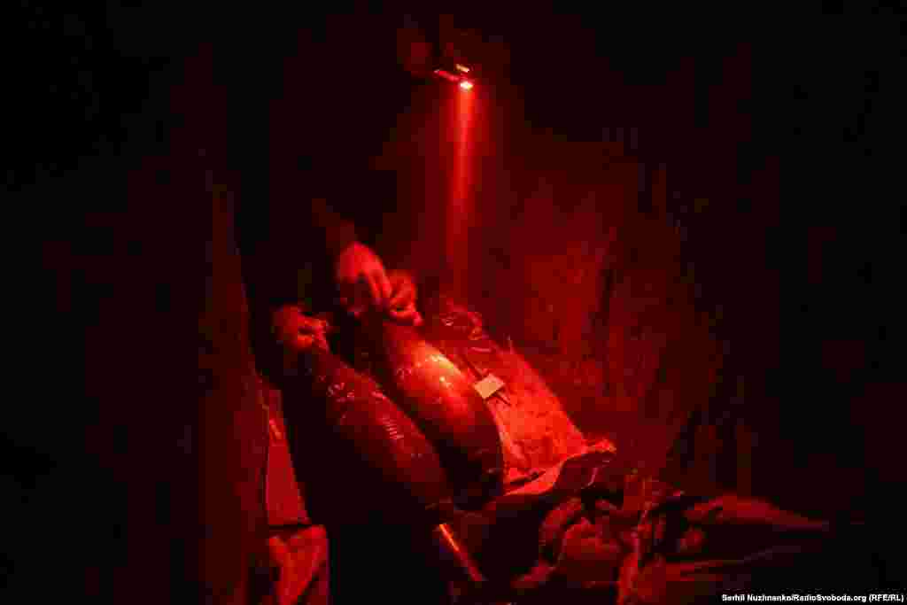 Любомир працював на підприємстві з виготовлення металопластикових вікон, зараз споряджальник мін у розрахунку 