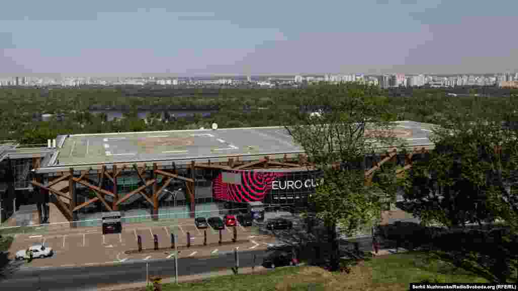 КВЦ «Парковый». Euro Club – это одна из официальных локаций песенного конкурса