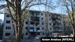 Удар керованою авіабомбою був у Салтівському районі міста. Фото архівне