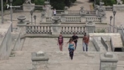 Разрушенный символ Керчи: Митридатская лестница ждет реконструкции (видео) Разрушенный символ Керчи: Митридатская лестница ждет реконструкции (видео)