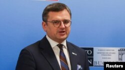 Дмитро Кулеба почав роботу на дводенній зустрічі голів МЗС країн НАТО в Бухаресті напередодні