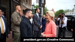 Президент України Володимир Зеленський (л) і президентка Єврокомісії Урсула фон дер Ляєн, фото ілюстративне