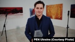 Ахтем Сеітаблаєв під час отримання премії, Київ, 12 вересня 2020 року