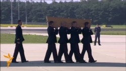 Самолеты с телами жертв авиакатастрофы прибыли в Нидерланды Самолеты с телами жертв авиакатастрофы прибыли в Нидерланды