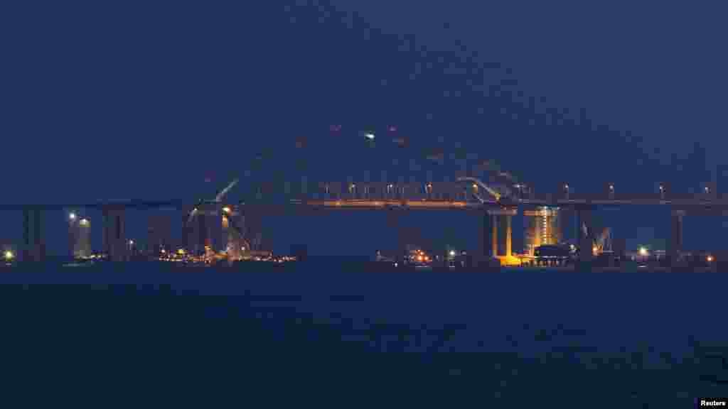 Вид на Керченський міст з боку Росії