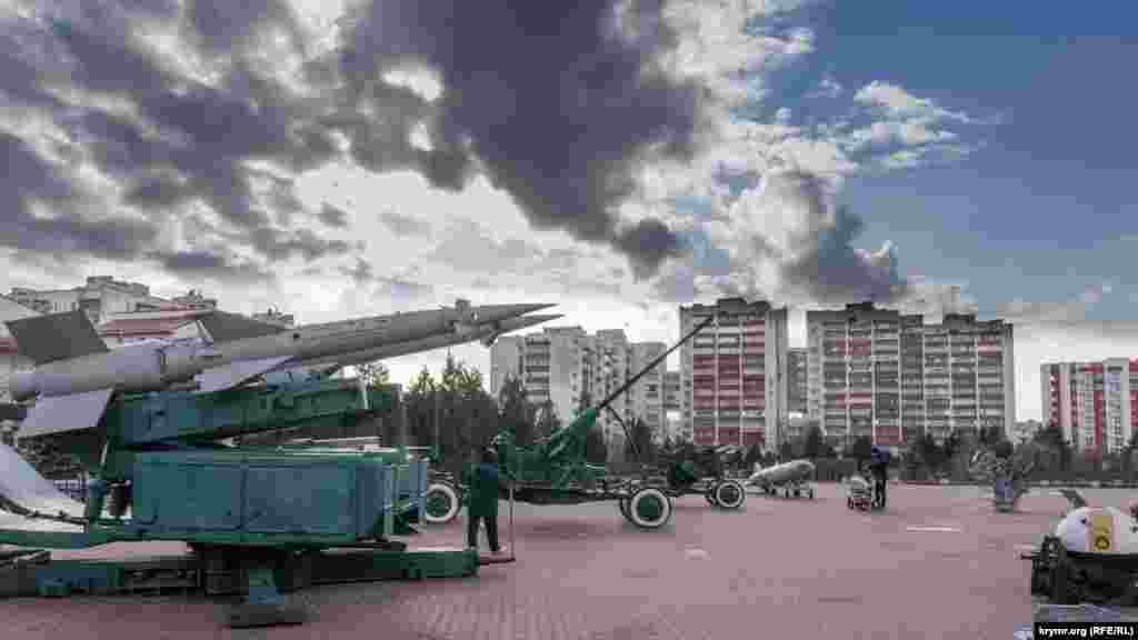 Эта часть комплекса со списанным вооружением называется «Музей флота»