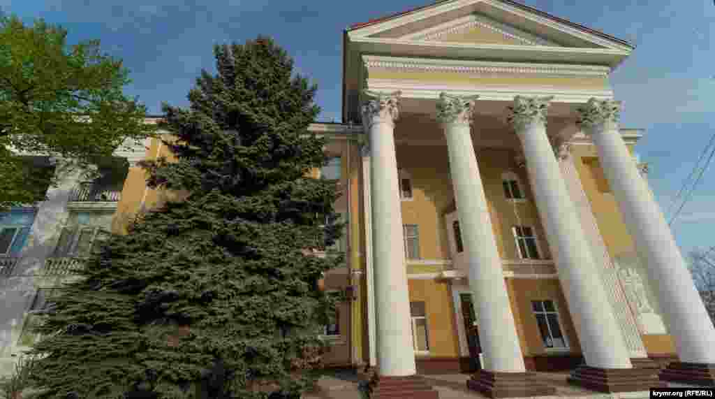 Собор святых равноапостольных князя Владимира и Ольги ПЦУ в Симферополе 